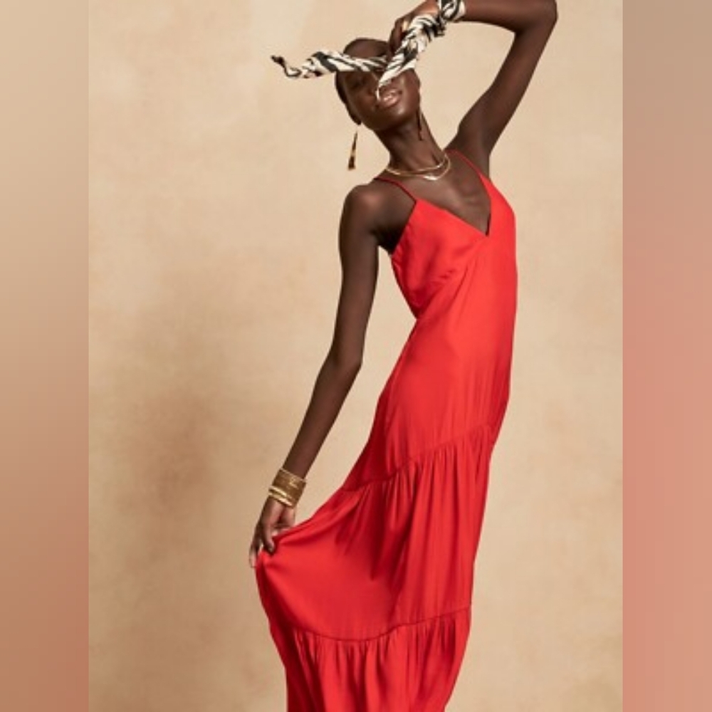 ❤️ BANANA REPUBLIC TIERED-HEM MAXI DRESS